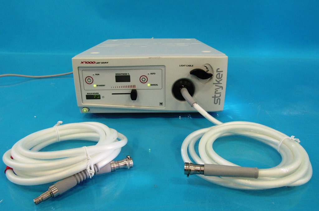 Stryker Light Source X7000 931959 | Used Medical Equipment & PPE Miga ...